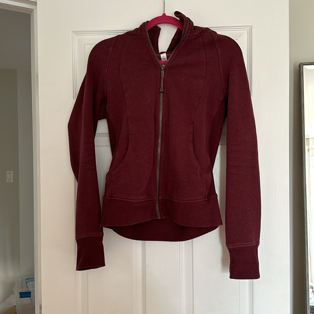 Lululemon Scuba Full-Zip Hoodie in Heathered Smoky Red